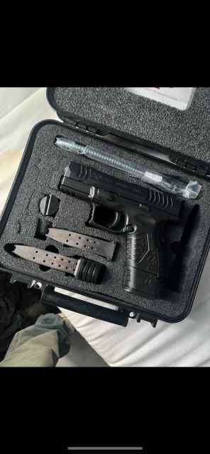XDM 40