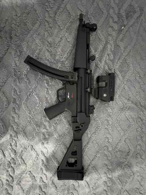 Mp5 .22, 2 mags, night sight, sb tactical - pistol