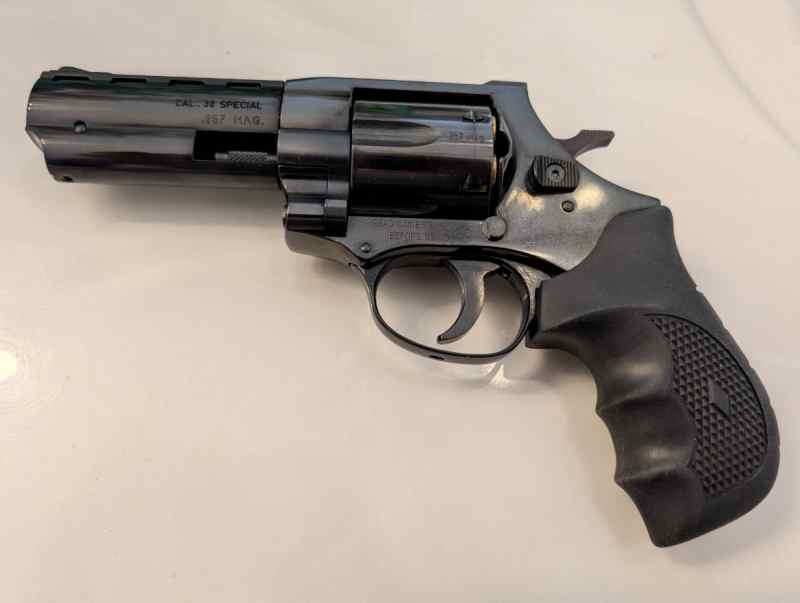 EAA Windicator 357, 4 inch barrel 
