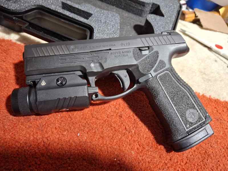 Steyr L9 A2 9mm Pistol