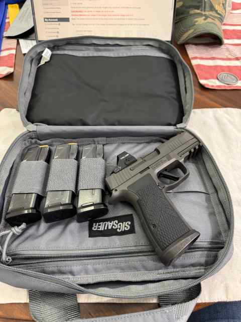 Sig Sauer P365 AXG Legion