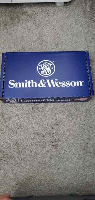 Smith &amp; Wesson 642 Airweight