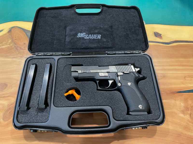 Sig Sauer P226 Equinox Elite