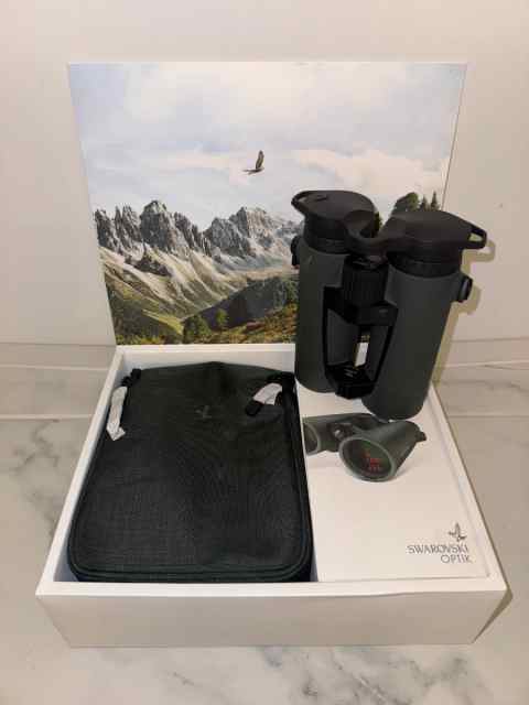 Swarovski EL Range 10x42 Binoculars