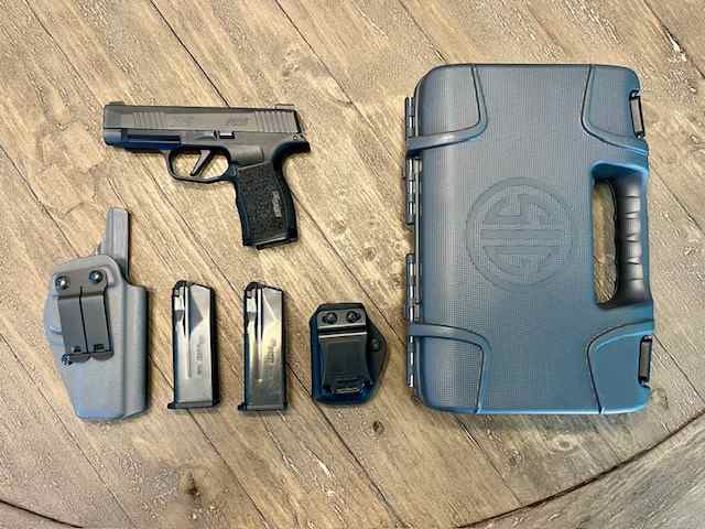 SIG P365XL - Updgraded + Extras