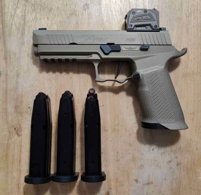 Sig p320 XTen 10mm Icarus Precision Grip