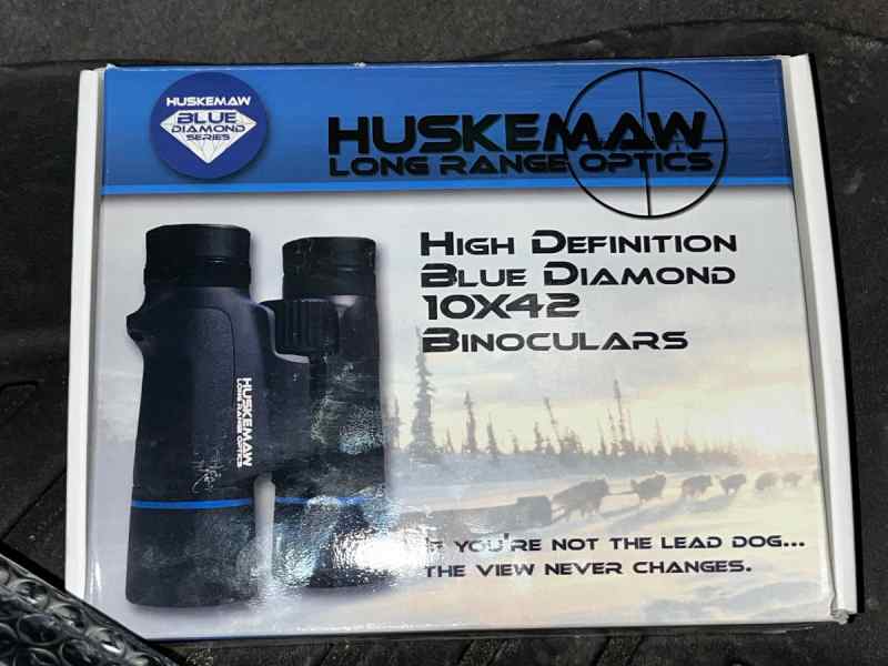 NIB Huskemaw Blue Diamond 10x42 Binoculars