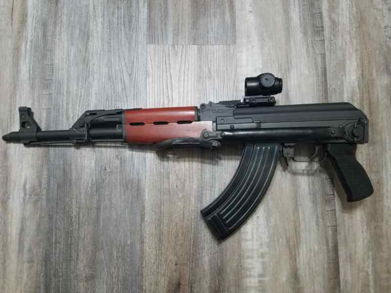 Yugo M70AB2 with ammo and mags 