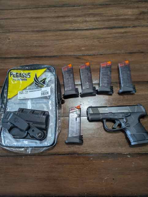 WTS Mossberg MC1 SC Pistol 9mm