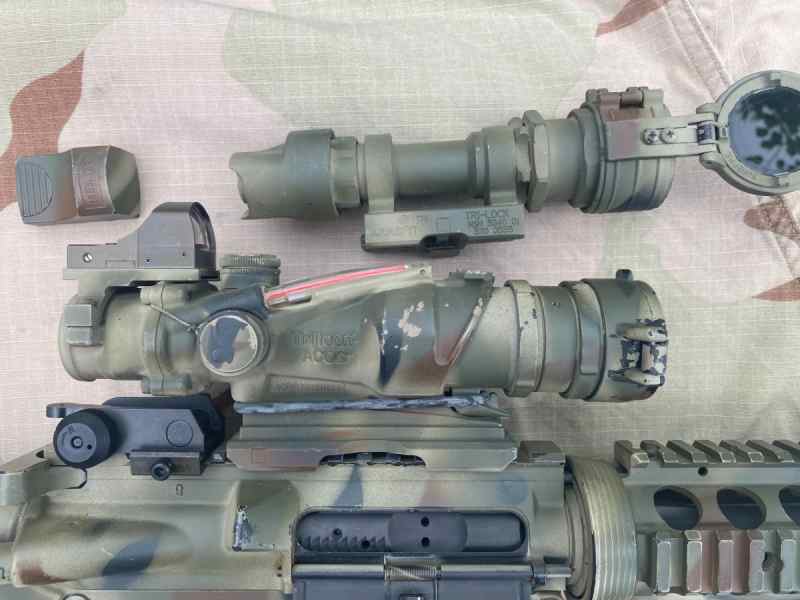 Double Star AR15 Trijicon.jpg