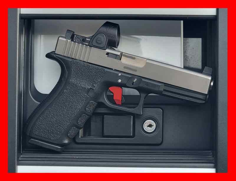 🇦🇹 Glock 21 Gen 4 Trijicon Sights, SRO + More