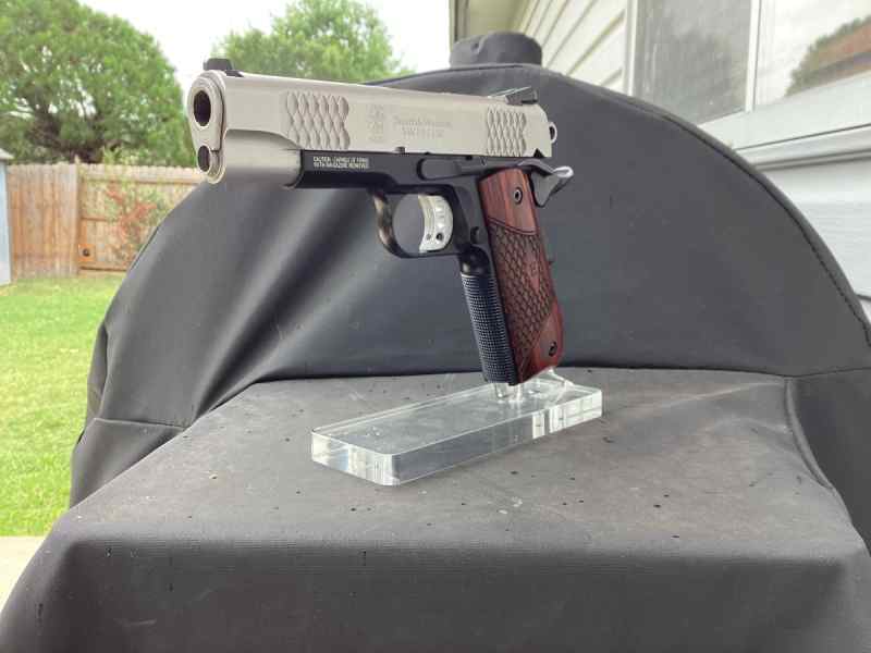 S&W SERIES E 45 ACP LEFT.jpg