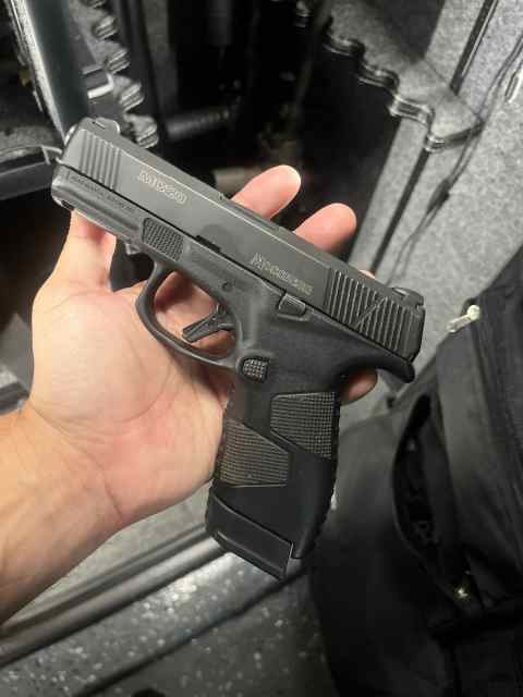 Mossberg MC2C 9mm WTS/WTT