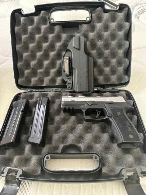 P320 AXG 