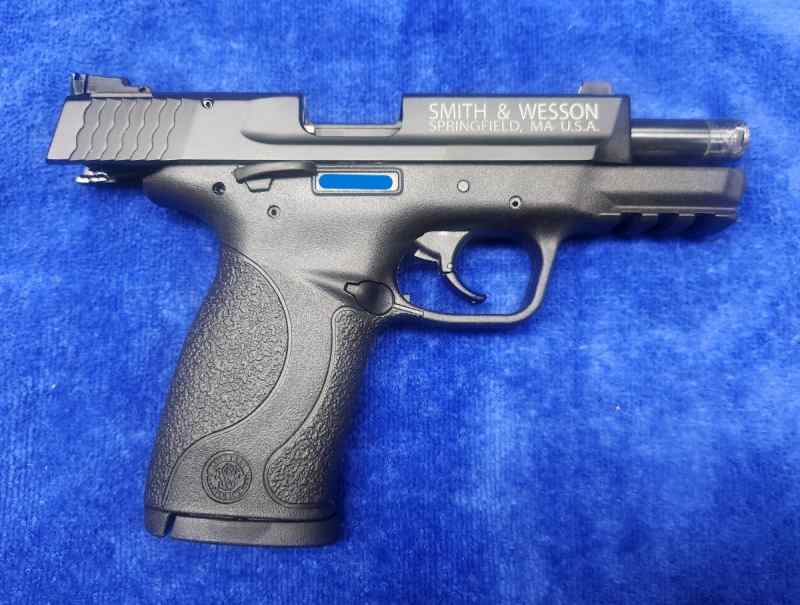 M&P 22 Compact (2).jpg