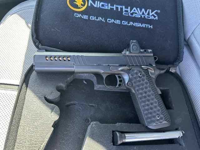 Want To Trade: Nighthawk Chairman with RMR